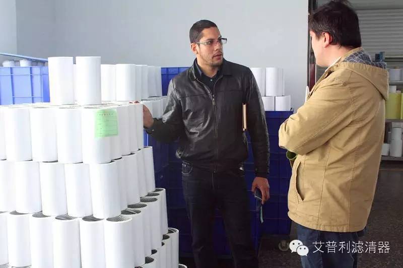 厄瓜多爾客戶參觀艾普利生產(chǎn)基地(圖3) 厄瓜多爾客戶參觀艾普利生產(chǎn)基地(圖3)